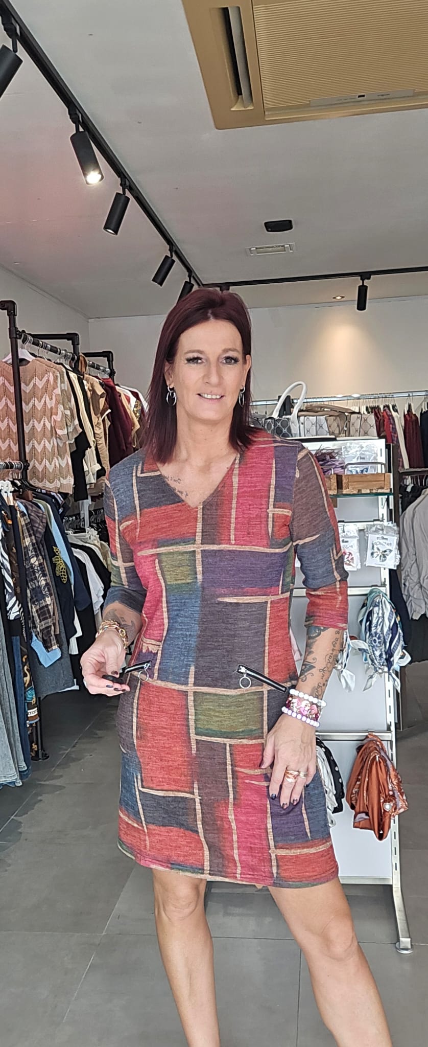 Vegas - Kleurrijke Patchwork Jurk met Colourblock Motief