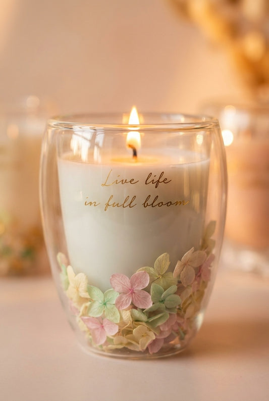 Geurkaars met tekst ' Live life in full bloom '